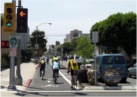 Pre- and post-user data collected for all projects 7 PROJECT FEATURES Protected bikeways Neighborhood traffic circles