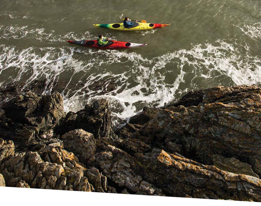 Adventure Touring EASKY 15LV & 15 Coastal touring and longer journeys on inland waters call for a kayak with a little more length, ensuring the boat remains stable when paddling through choppy water