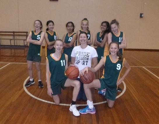SAPSASA BASKETBALL The 6/7 girls team competed at Wayville Basketball Stadium on 10th August. The team were highly competitive winning two games, drawing one game, and loosing two games.