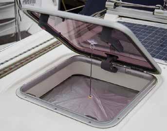 mounting Open hatch with mosquito net Ultra-Thin, less than 3 mm Fits all hatch models and brands No fixed installation 100% Blackout Mounts from the inside Full range for all