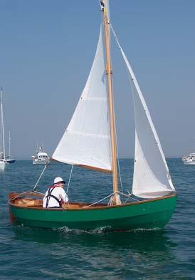 Drascombe Peterboat: LOA 16 ft (4.9m), beam 6 ft, designed by the late John Watkinson. Constructed of clinker marine ply glued with SP Systems epoxy.. Received an amateur boatbuilding award in 1999.