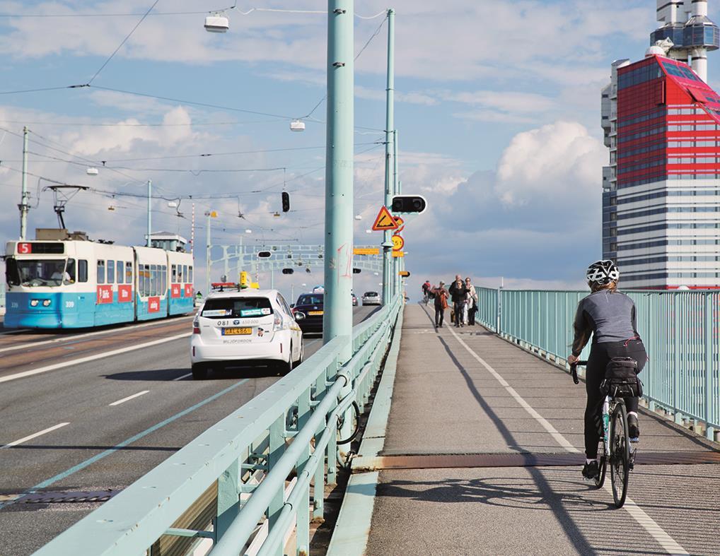 Highlighting the role of cycling infrastructure in urban planning Cycling can be given higher priority in planning the greatest potential is in built-up areas Highlight, distribute and develop