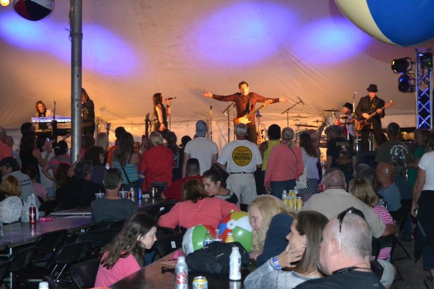 SPONSORSHIPS Sunday Entertainment Tent Sponsor - $2,600 Free rein in Entertainment Tent on your day to promote your organization (lets get creative!