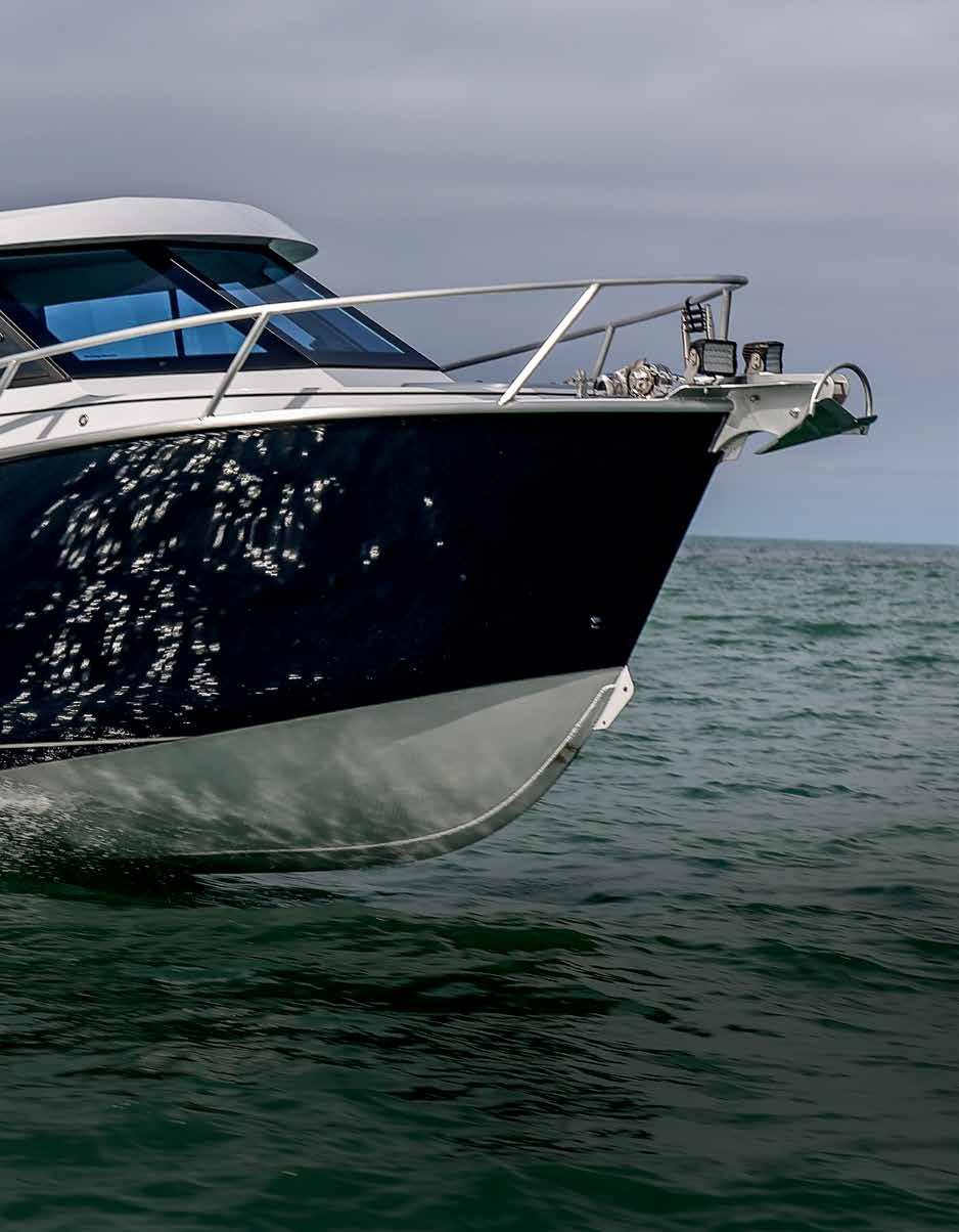Displaying all the hallmarks of her builder s precision approach, the Dickey Custom 800 is a quality vessel in every sense of the word.