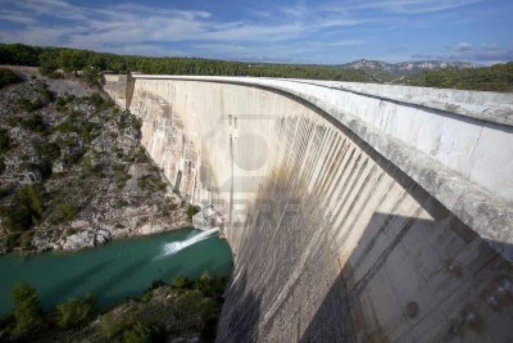 Obstacles to fish movement Hydroelectric dams Culverts Big, impressive