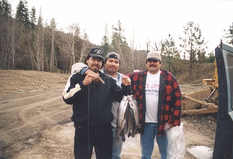 Columbia Basin Fish & Wildlife Authority 199501300 Nez Perce Tribes Resident Fish Substitution Program 2002 Project Objectives Manage three put-and-take trout ponds and fisheries to provide an annual