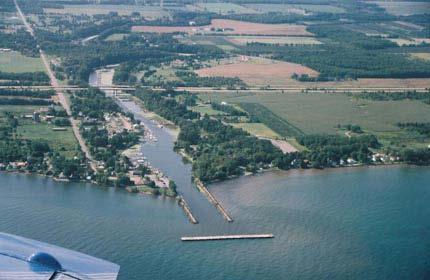HARBOR INFRASTRUCTURE INVENTORIES Oak Orchard Harbor, New York Harbor Location: Oak Orchard Harbor is located on the southern shore of Lake