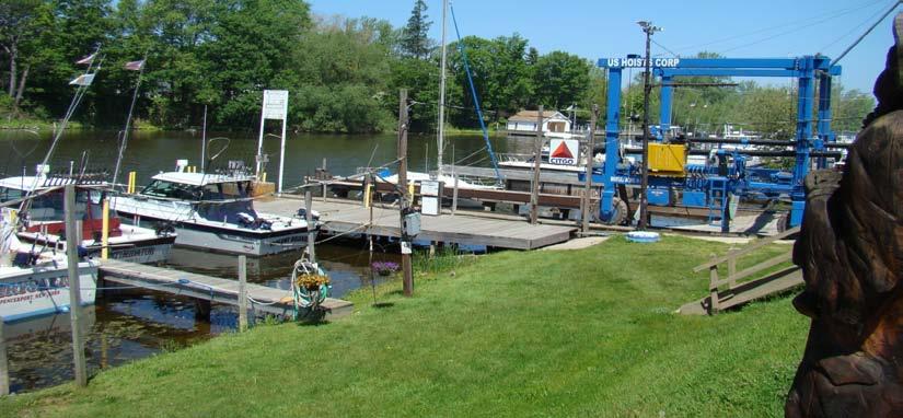 3. Lake Breeze Marina: Privately owned marina with 44 fixed wooden seasonal slips able to accommodate boats up to 40'.