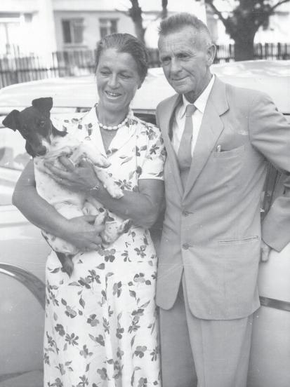 Margaret Mary Smith (1916-1987), James Leonard Brierley Smith (1897-1968) with their dog, Marlin The publication series (Monographs, Bulletins & Special Publications) of the SAIAB (formerly the JLB
