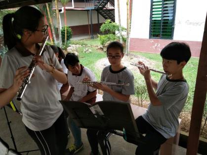 They took part in ice-breaking activities, were introduced to many different types of instruments and were guided through sectional practice.