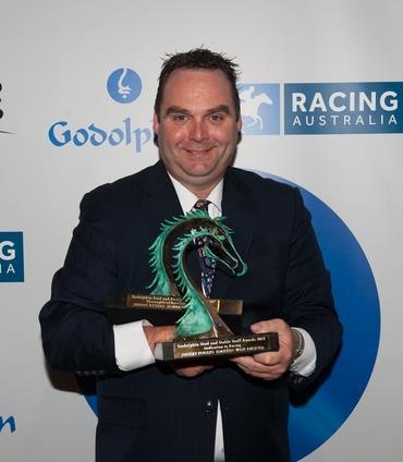 Staff Changes April saw some big staff changes occur in the office of Darren Weir Racing.
