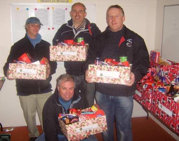 CHRISTMAS HAMPER DOUBLES REPORT Despite inclement weather and clashes with other events the Meadow s Christmas Hamper Doubles