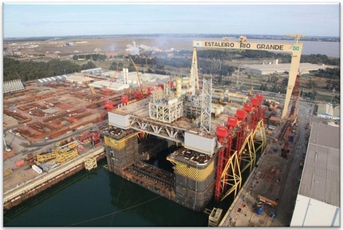 2.2 Inshore Integration 67 temporarily erected gantry tower lifting system was the key for the integration operation. A few examples are presented for illustration.