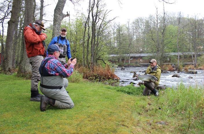 On Thursday we meet at Mörrums Kronolaxfiske at 5 p.m. to dine together and discuss equipment and fishing strategies for the river Mörrum. Check in is open between 2 p.m. - 4.30 p.m. On Friday we begin with breakfast, then the course starts at 9 a.