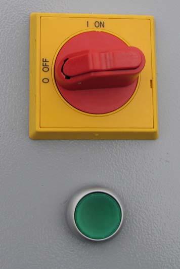 Start the plankton pump by turning the main switch to position 1. Wait for 10 sec.