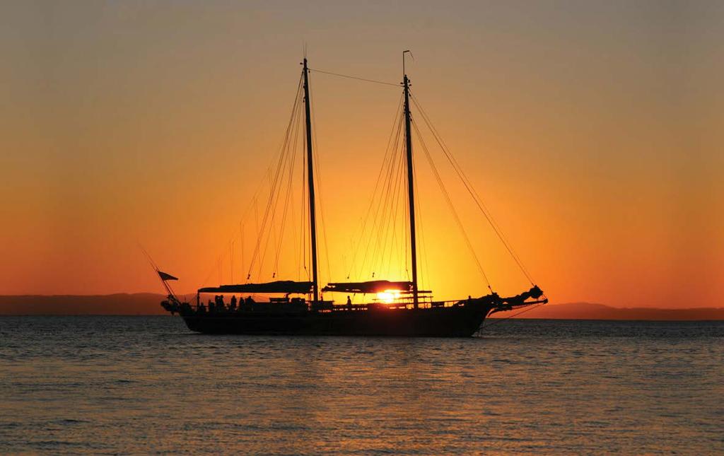 Sunset Cruise Program 18:00 h Pick up from Sunny Beach The boats depart from Nessebar Yacht Club and begin a panorama of Old Nessebar.