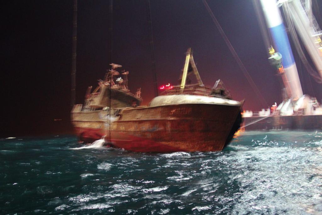 Figure 2: Damage to the starboard side of the Maria s seen during the first salvage attempt. (Source: Berex B.V.