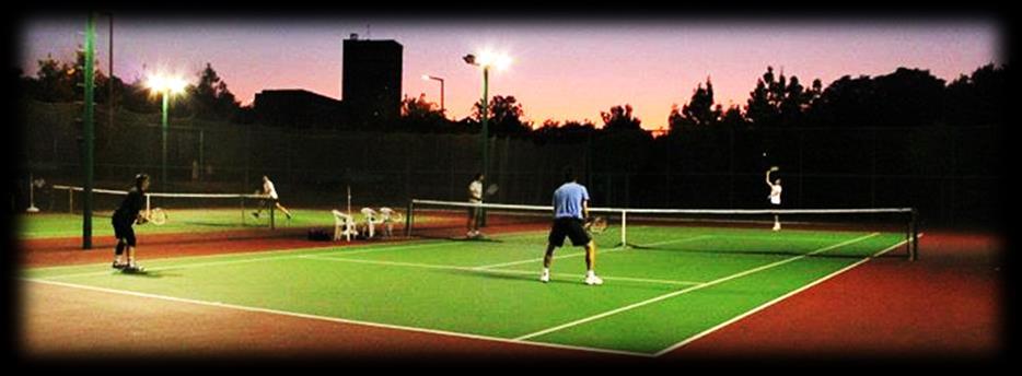 There are 20 tennis courts in our campus including 2 indoor, 2 soil and 16 artificial grounds The tennis courts in the area