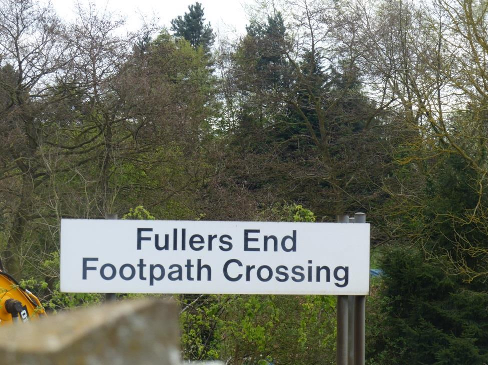 Fullers End crossing Fullers End
