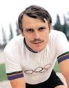Z pôvodného bicykla zostal len rám spomínal najlepší cyklista slovenskej histórie Anton Tkáč na svoju cestu za ziskom prvého titulu majstra sveta v šprinte v roku 1974 v Montreale.