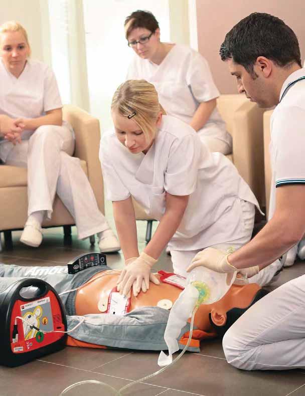 TRAINING FOR INCREASED SAFETY REALISTIC TRAINING OPPORTUNITIES AND COURSES FOR FIRST AIDERS All PRIMEDIC defibrillators for first aiders are very easy to use.