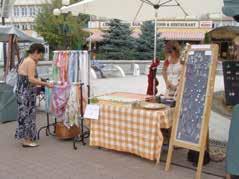 Lokalita Galantských trhov bude v tomto roku doplnená o ulicu Šaľskú, čím sa vlastne predĺži plocha na umiestnenie predajných zariadení.