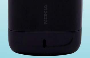 Vo výbave zaujme aj navigačná aplikácia Nokia Map, s ktorou nikdy nezablúdite. Elegantná Jednoduchý vzhľad a elegantná čierna farba pôsobia univerzálne.