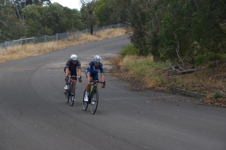 Wednesday criterium at the Loop, Yarra Boulevard, 21 November Division 1st 2nd 3rd Division 1a (8)