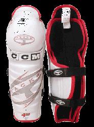 Shin Pads When sizing, wear loosely fitting skates in order to get the proper length of the shin pad.