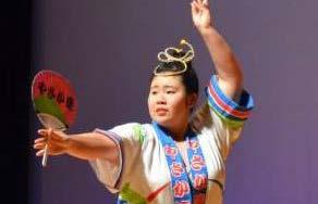 music of awa odori! Fue 笛 The fue is a Japanese flute.