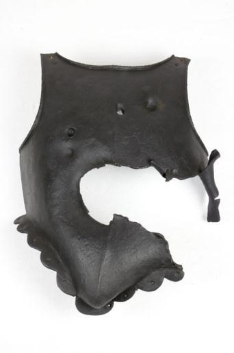 Wheellock combination axe and pistol, early 17th century In the 16th and early 17th centuries guns were still regarded by some as unreliable novelties, and there was a vogue for producing combination