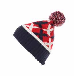 Race Light hat is the second thinnest hat in the product range and ideal for relatively mild winter days.