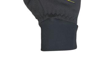 COVER WS+ 2in1 converts from a glove to a mitten SoftShell fabric for fine