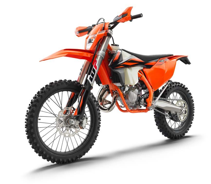 During the development of the 2-stroke engines with a 125cc and 144cc displacement respectively, KTM engineers put their many years of experience and expertise to good use and incorporated nothing