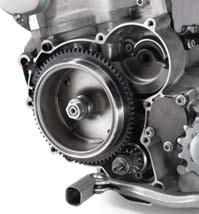 All KTM EXC TPI models are equipped with the DDS (damped diaphragm steel) clutch developed by KTM.