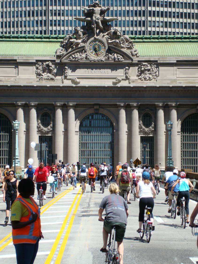 Summer Streets in New York City attracts