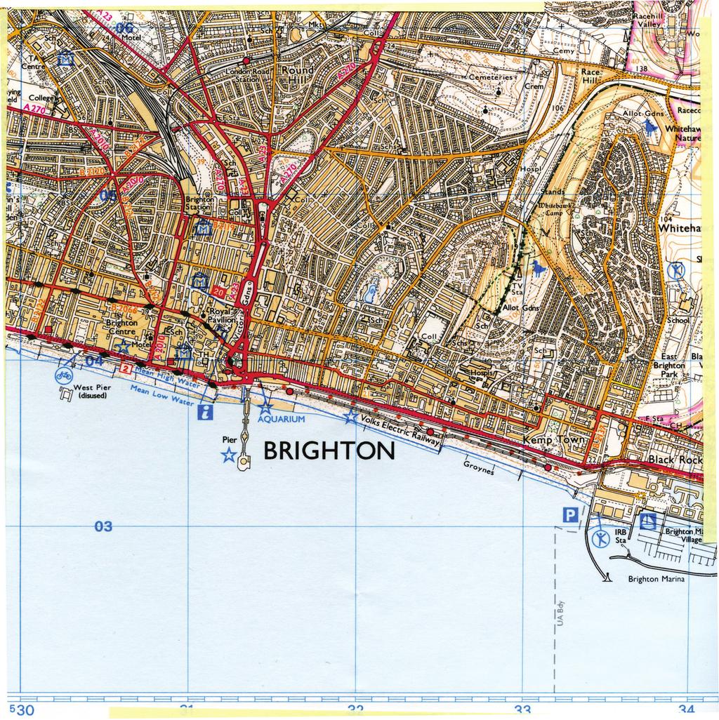 4 (b) One Brighton is a new housing development. It is shown on the OS map extract below. A full key appears at the back of the booklet (on page 20).
