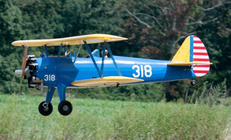 Rich's beautifully done 88" Stearman, which he maidened on Aug 23.
