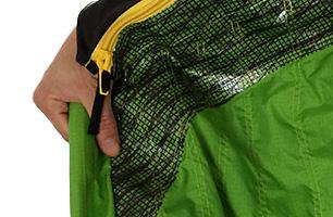 Holding your grippers, and positioning the leading edge of your suit: If you are new to big wingsuits then it may not be
