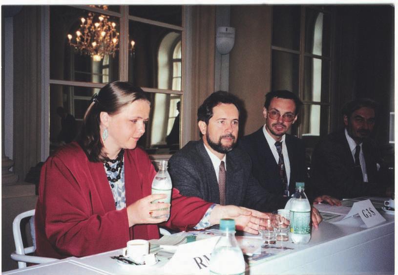 Marek Kapusta, koordinátor mobilizačnej kampane Rock the Vote, 1998. pre mnohých, nepoznanej spoločensko-politickej arény.