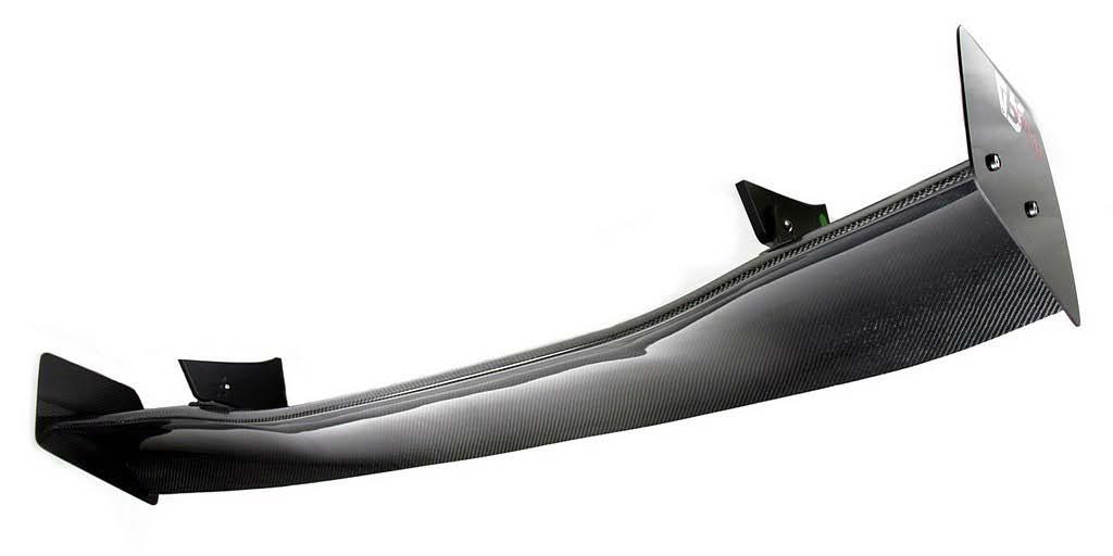 Each GTC Series airfoil is composed of lightweight and durable pre-preg carbon fiber composite materials for superior strength and