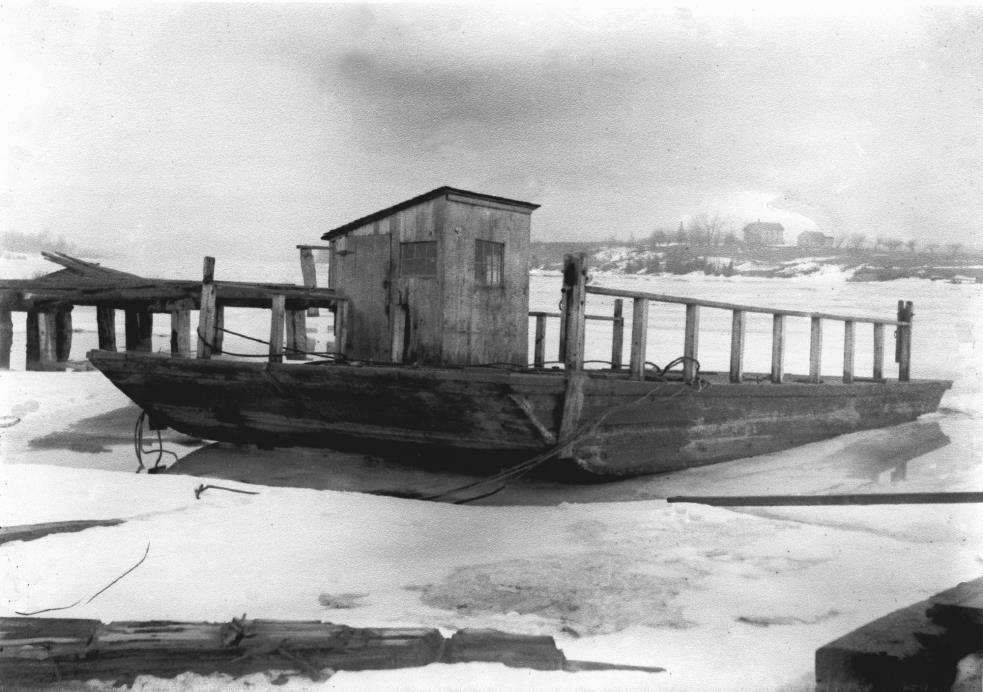 The Ironton Ferry 134 years of service and still going strong. Original Ironton Ferry beached for the winter 1876-1877?