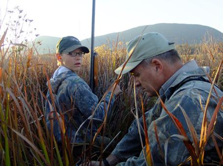 k Hunter and PH Johan, patiently waiting for the water fowl. k Hunter: Spurwing Nice work and lots of fun on the Spurwing goose hunt. Hunter: Swainsons Hunter with a Swainson s Francolin.