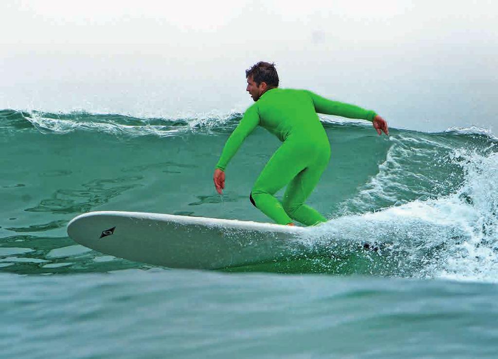 BIC SURF ALLROUND DURA-TEC 8'4 MAGNUM / 9'4 SUPER MAGNUM DEVELOPED & PRODUCED IN FRANCE Big Shots 8 4 Magnum Designed as a performance board for bigger surfers, the Magnum s exceptional volume makes