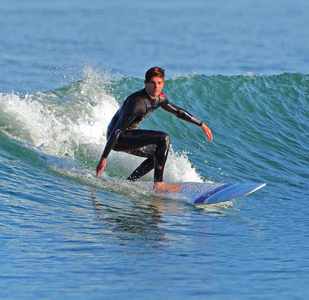 BIC SURF PERFORMER ACE-TEC 7'6 PERFORMER / 9'0 LONGBOARD DEVELOPED & PRODUCED IN FRANCE Flying Vehicles 7 6 Performer A board that is super fun to surf, rapid and precise, giving a real spring under