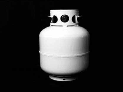 18 4.0 DOT CYLINDERS DOT CYLINDERS Most cylinders in propane service today are manufactured according to DOT specifications and therefore, are commonly referred to as DOT