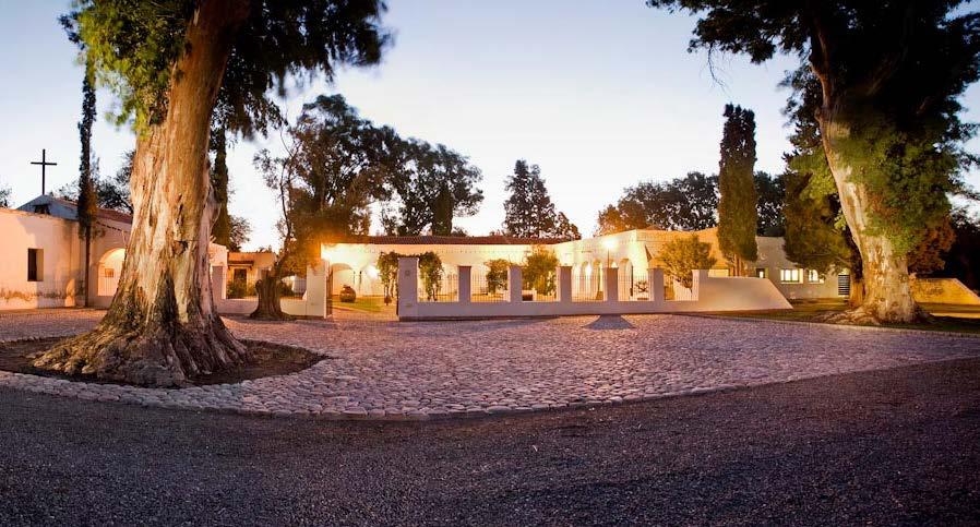 MONTARAZ LODGE córdoba, argentina Montaraz Lodge is the most exclusive pigeon shooting lodge in Córdoba.