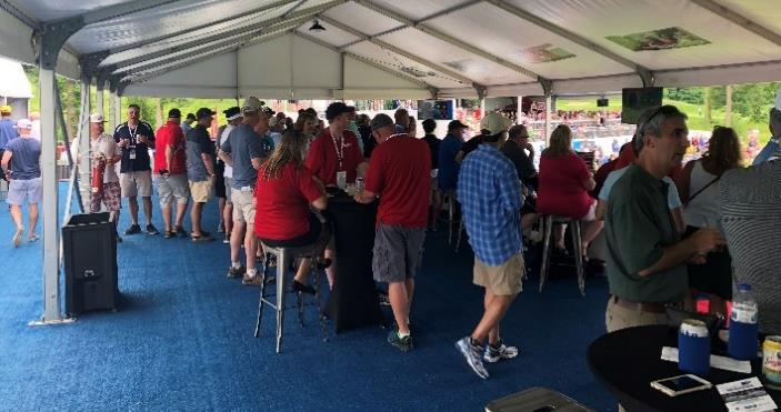 tournament options o Food and full bar beverage services in shared area o