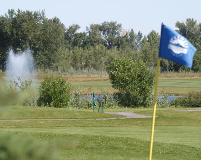 2019 Tournament Package Calgary's Finest Public Golf Facility The Course Designed by renowned Golf Course Architect Gary Browning, our Links style golf course features seven lakes, white sand bunkers