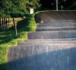 SHOWCASE DESCRIPTION OF THE AREA LOCATION AREA INFRASTRUCTURE PROJECT OPTION Park in local area 70 m x 30 m Pump track with 300 linear metres nearby playground with drinking fountain and benches